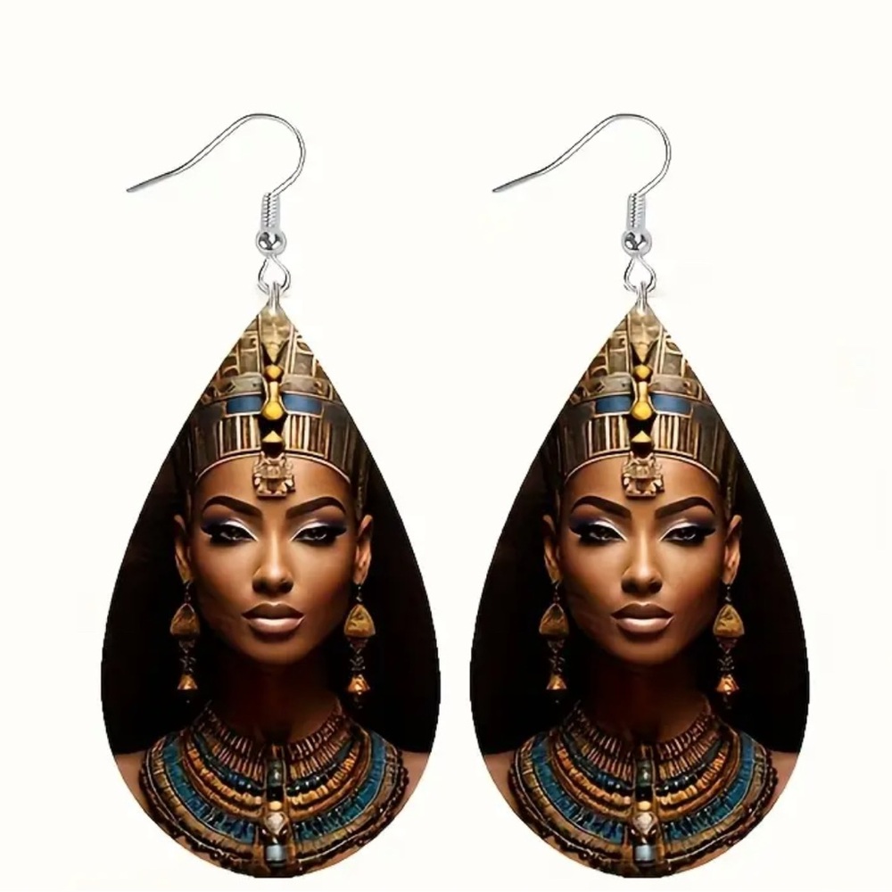 Elegant African Queen Teardrop Earrings